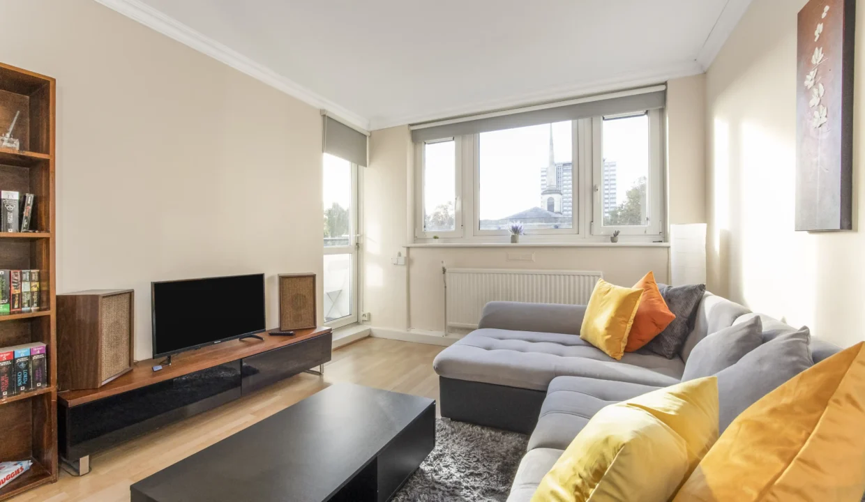 flat 27, macclesfield house -007-4550